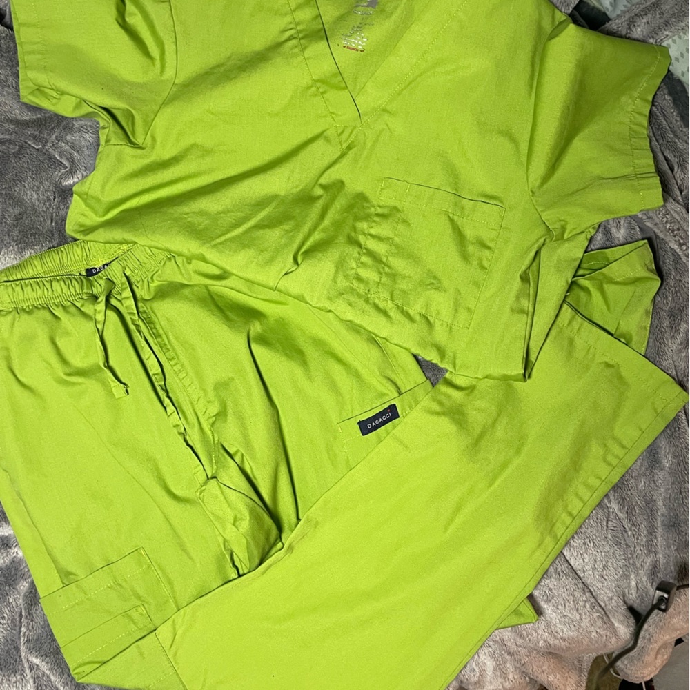 Lime green scrub SET